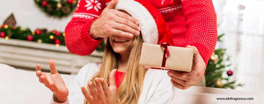 gift-for-Christmas-01 ไอเดียของขวัญแสนถูกใจ ให้ผู้หญิงในวันคริสต์มาส